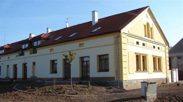 Pension Smetanuv Statek Hradec Králové Dış mekan fotoğraf